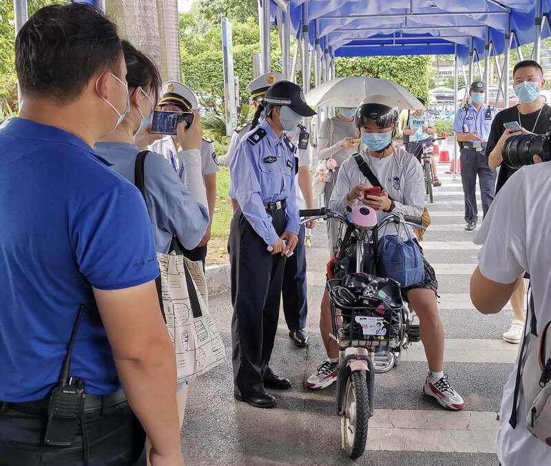 广东省考专项题库，探索与实践